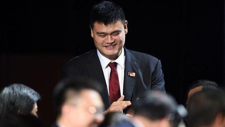 Eski NBA yıldızı Yao Ming Çin Basketbol Federasyonu'ndan istifa etti